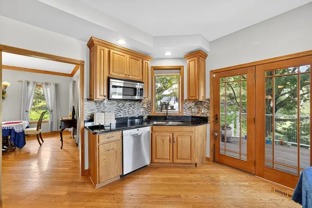 $710,000 | 4 Bernay Court, Cary, IL 60013