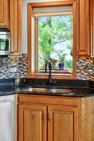 $710,000 | 4 Bernay Court, Cary, IL 60013