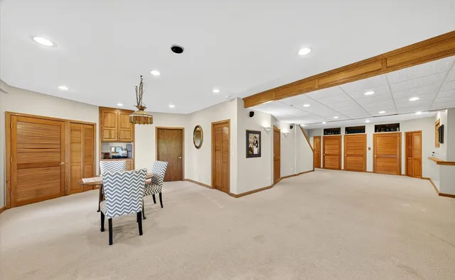 $710,000 | 4 Bernay Court, Cary, IL 60013