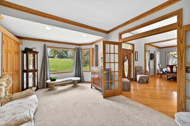 $710,000 | 4 Bernay Court, Cary, IL 60013