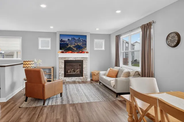 $650,000 | 19280 Blue Stem Court, Maple Grove, MN 55311