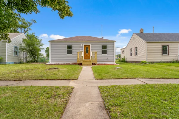 $199,900 | 271 Lincoln Street, Gary, IN 46402