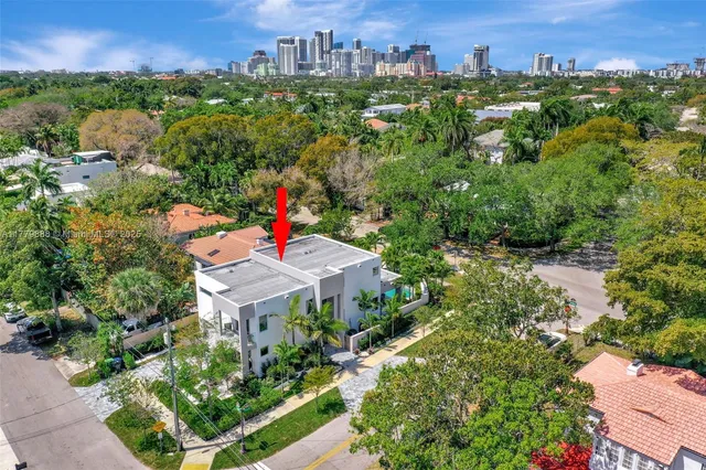 $2,750,000 | 544 North Victoria Park Road, Fort Lauderdale, FL 33301