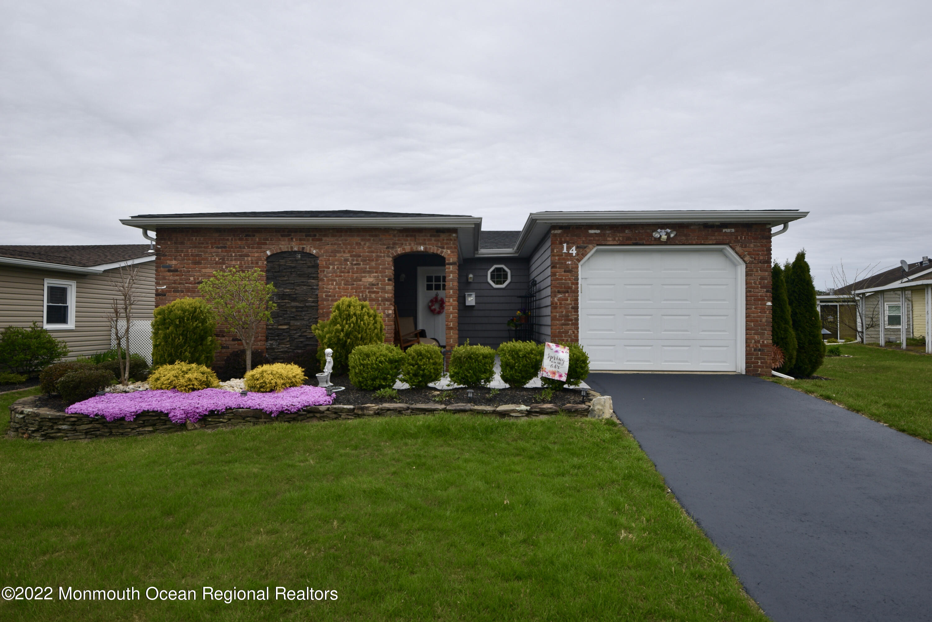 14 Keats Road Brick, NJ 08724 - Photo 1 of 30 DSC_0112