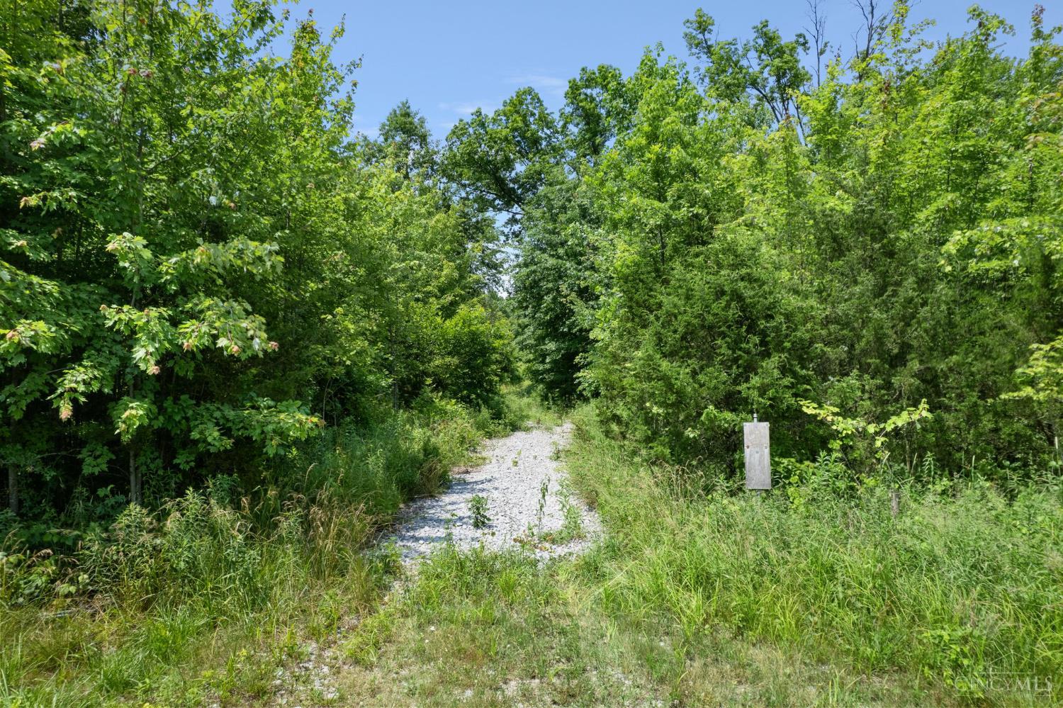 2858 Bigam Road Batavia, OH 45103 - Photo 3 of 20 Gallery Image 3