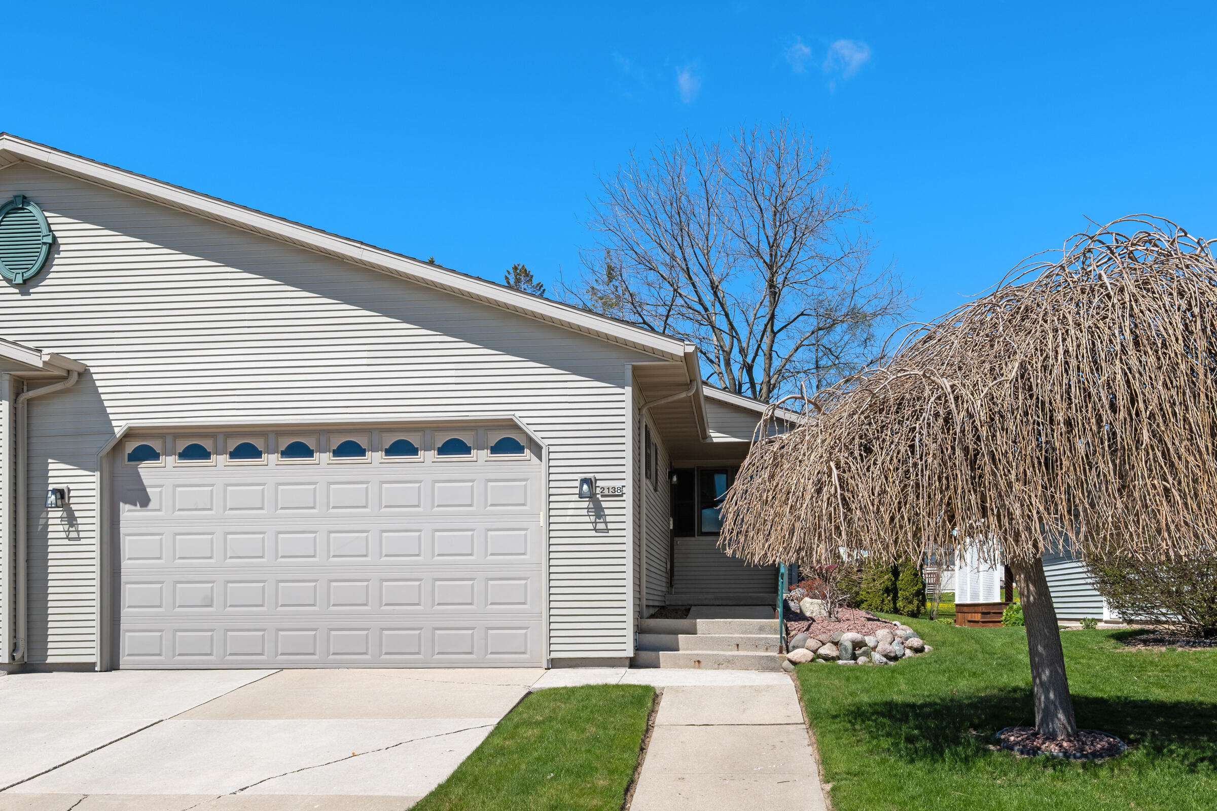 2138 South 22nd Street Manitowoc, WI 54220 - Photo 39 of 50 2138-S22nd St-102