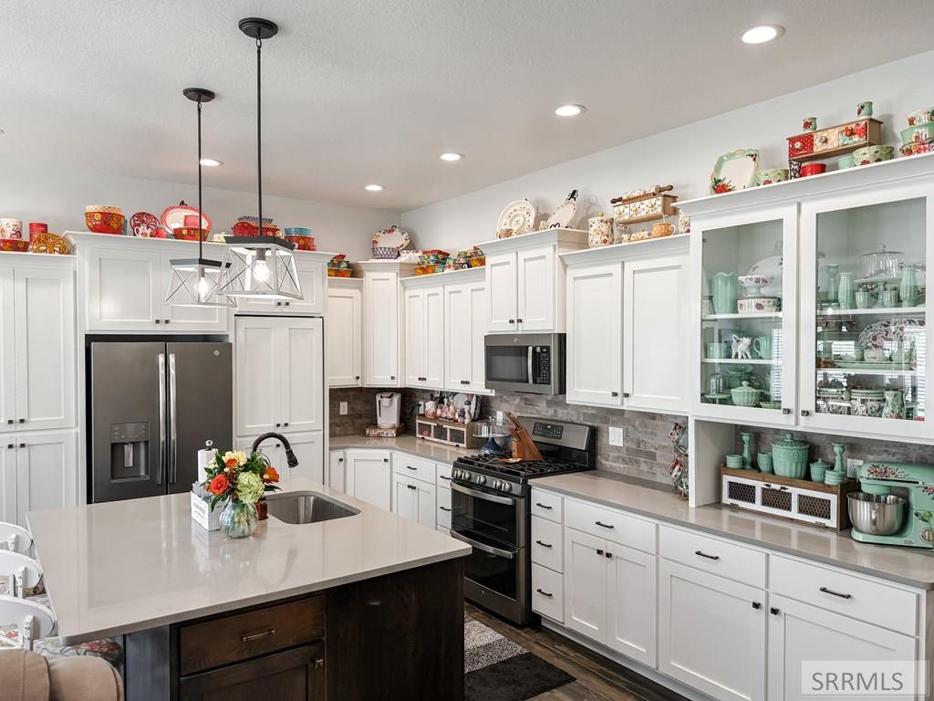 2416 Courtney Street Pocatello, ID 83201 - Photo 11 of 49