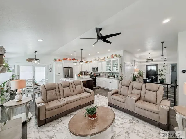 $689,999 | 2416 Courtney Street, Pocatello, ID 83201