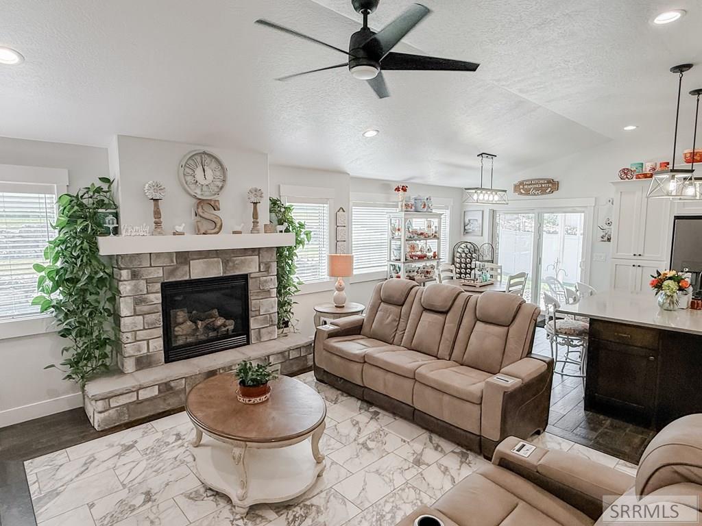 2416 Courtney Street Pocatello, ID 83201 - Photo 18 of 49