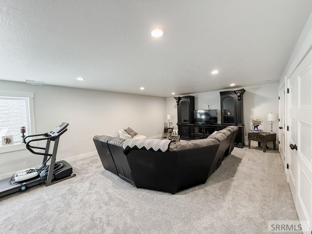 2416 Courtney Street Pocatello, ID 83201 - Photo 29 of 49