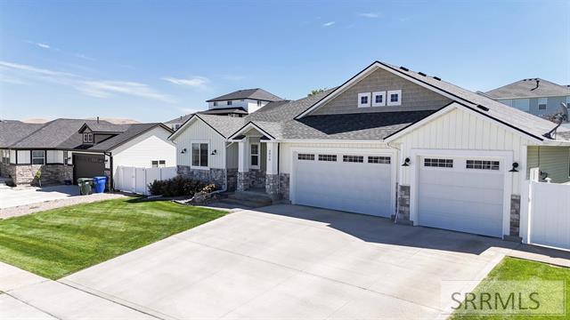 2416 Courtney Street Pocatello, ID 83201 - Photo 3 of 49
