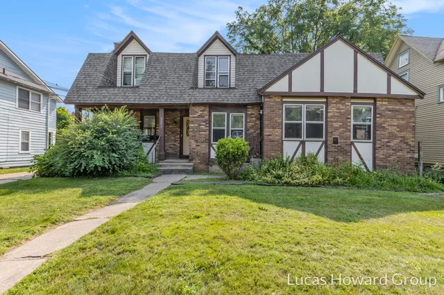 $500,000 | 521 Pearl Street, Kalamazoo, MI 49007