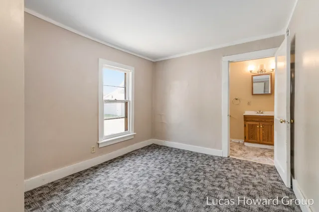 $500,000 | 521 Pearl Street, Kalamazoo, MI 49007