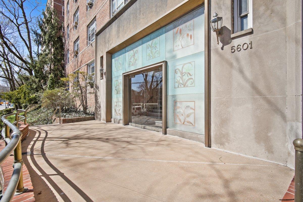 5601 Riverdale Avenue, Unit 5F Bronx, NY 10471 - Photo 3 of 25 a view of a building with a outdoor space