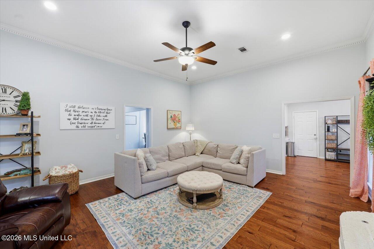 314 Hunters Ridge Drive Clinton, MS 39056 - Photo 11 of 33 09-314 Hunters Ridge Dr _ Home Tours MS