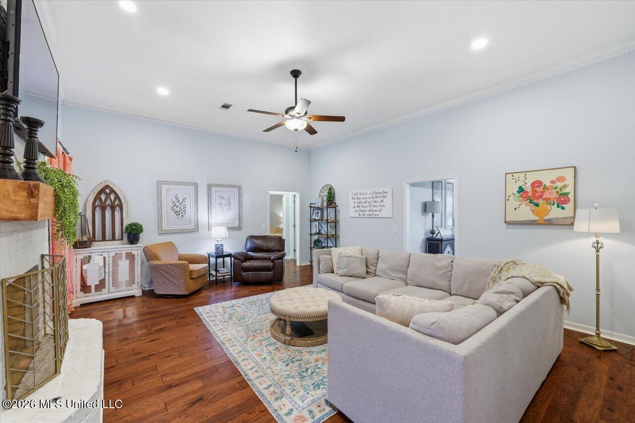 314 Hunters Ridge Drive Clinton, MS 39056 - Photo 12 of 33 10-314 Hunters Ridge Dr _ Home Tours MS