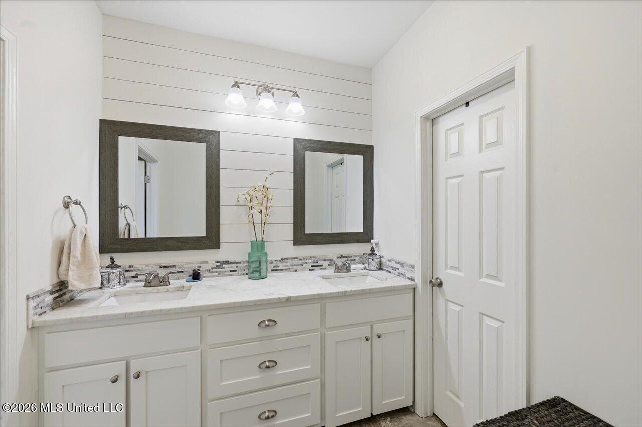 314 Hunters Ridge Drive Clinton, MS 39056 - Photo 22 of 33 22-314 Hunters Ridge Dr _ Home Tours MS