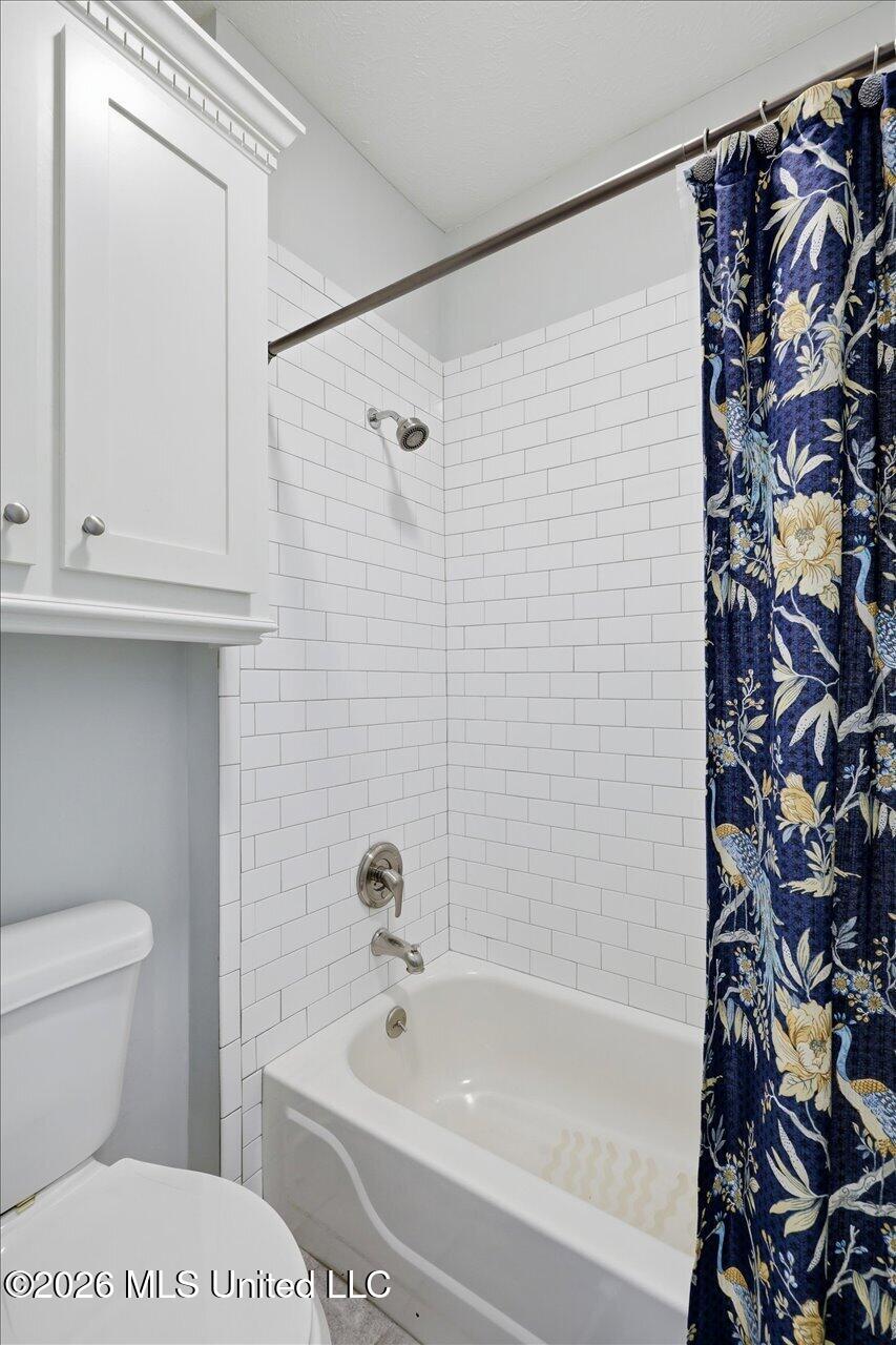 314 Hunters Ridge Drive Clinton, MS 39056 - Photo 28 of 33 28-314 Hunters Ridge Dr _ Home Tours MS