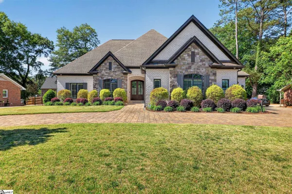 $639,900 | 1401 Fernwood Glendale Road, Spartanburg, SC 29307