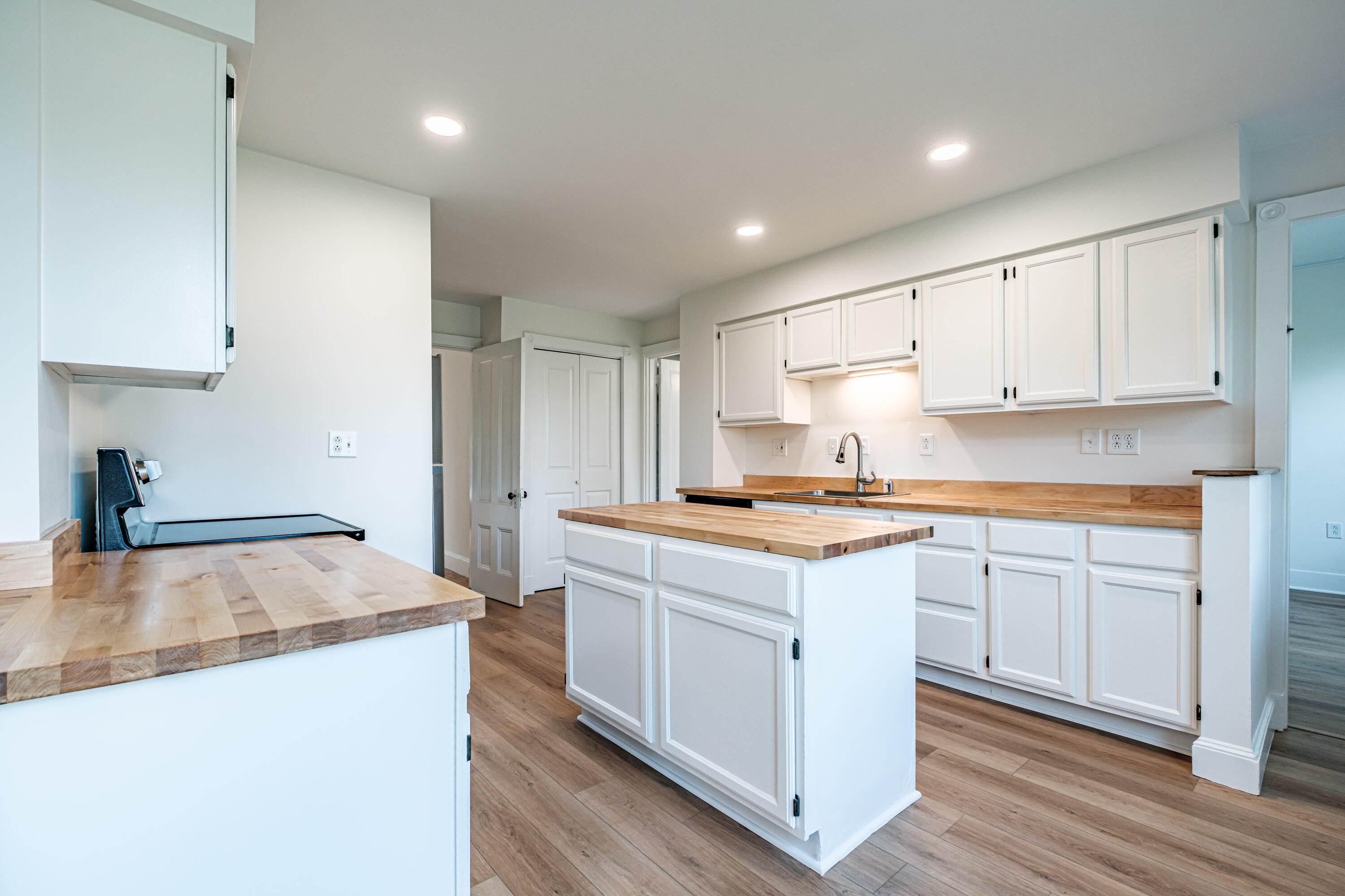 169 Longfellow Street Portland, ME 04103 - Photo 10 of 23 169 Longfellow