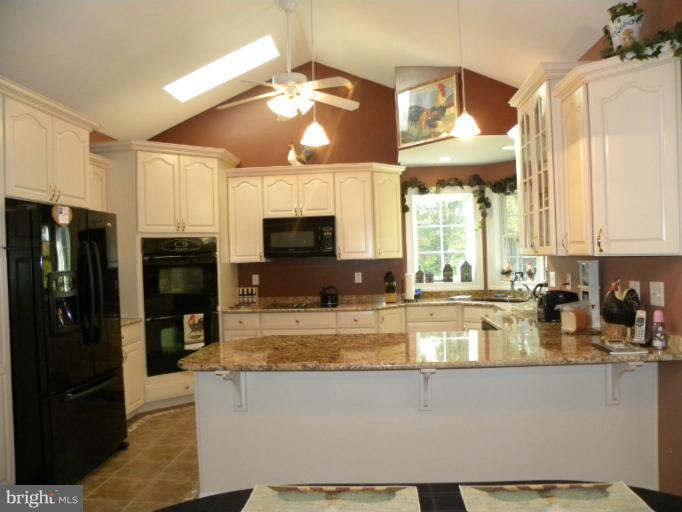 5611 Gunpowder Road White Marsh, MD 21162 - Photo 5 of 30 Kitchen