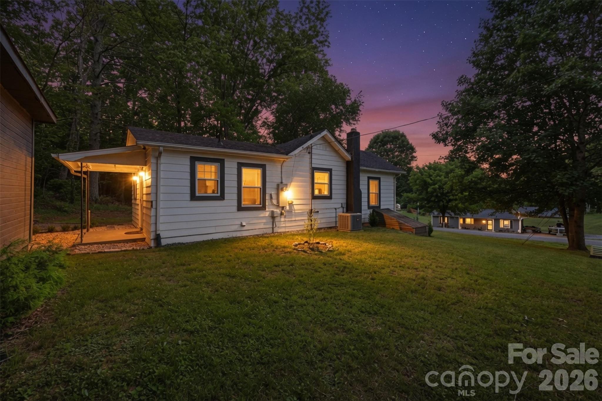 1320 Tom Fox Street Morganton, NC 28655 - Photo 11 of 34