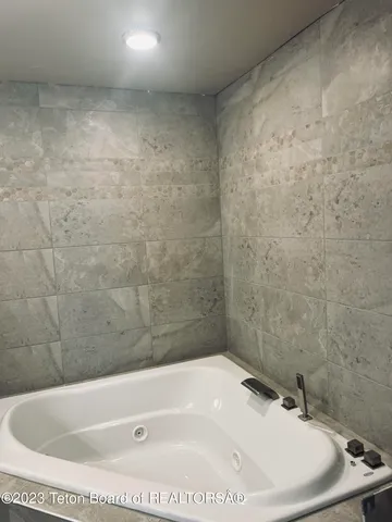 $750,000 | 237 Rocky Rd Circle, Afton, WY 83110