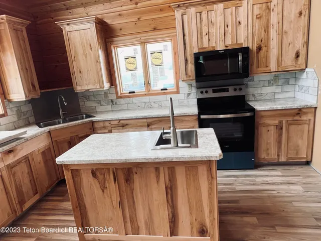 $750,000 | 237 Rocky Rd Circle, Afton, WY 83110