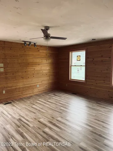 $750,000 | 237 Rocky Rd Circle, Afton, WY 83110