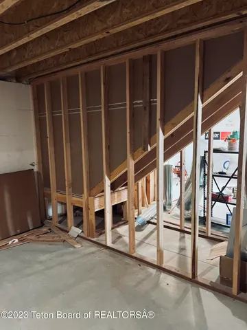 $750,000 | 237 Rocky Rd Circle, Afton, WY 83110