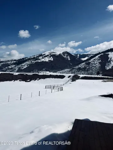 $750,000 | 237 Rocky Rd Circle, Afton, WY 83110