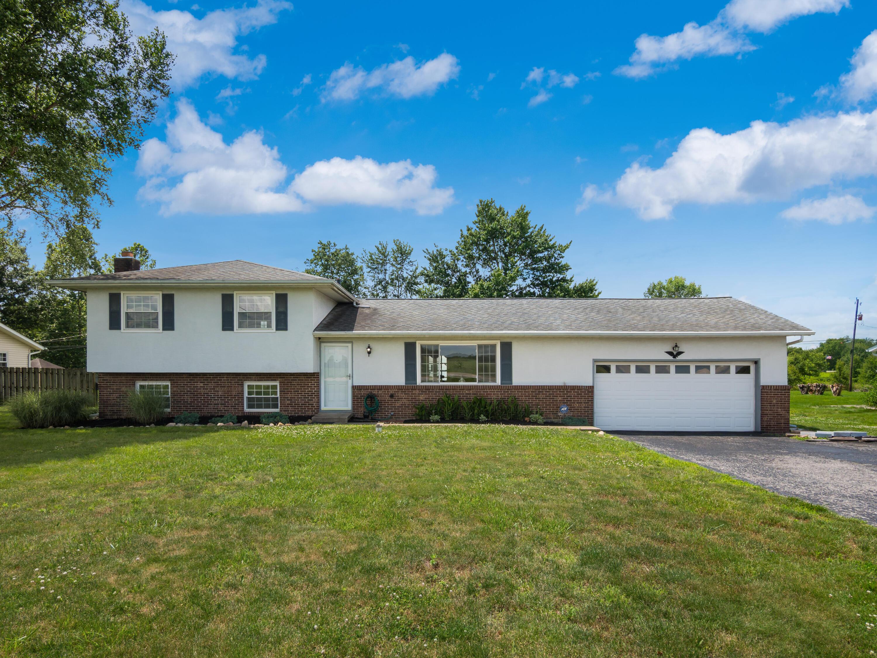5907 Ebright Road Groveport, OH 43125 - Photo 1 of 11 Front