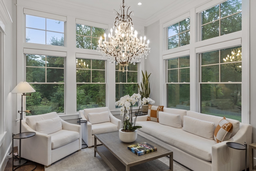 36 Oakridge Road Wellesley, MA 02481 - Photo 10 of 42