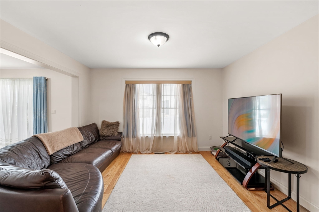 10 Gracie Lane, Unit 10 Swampscott, MA 01907 - Photo 11 of 31