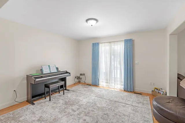 $4,500 | 10 Gracie Lane, Unit 10, Swampscott, MA 01907