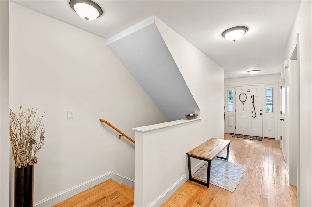 10 Gracie Lane, Unit 10 Swampscott, MA 01907 - Photo 8 of 31