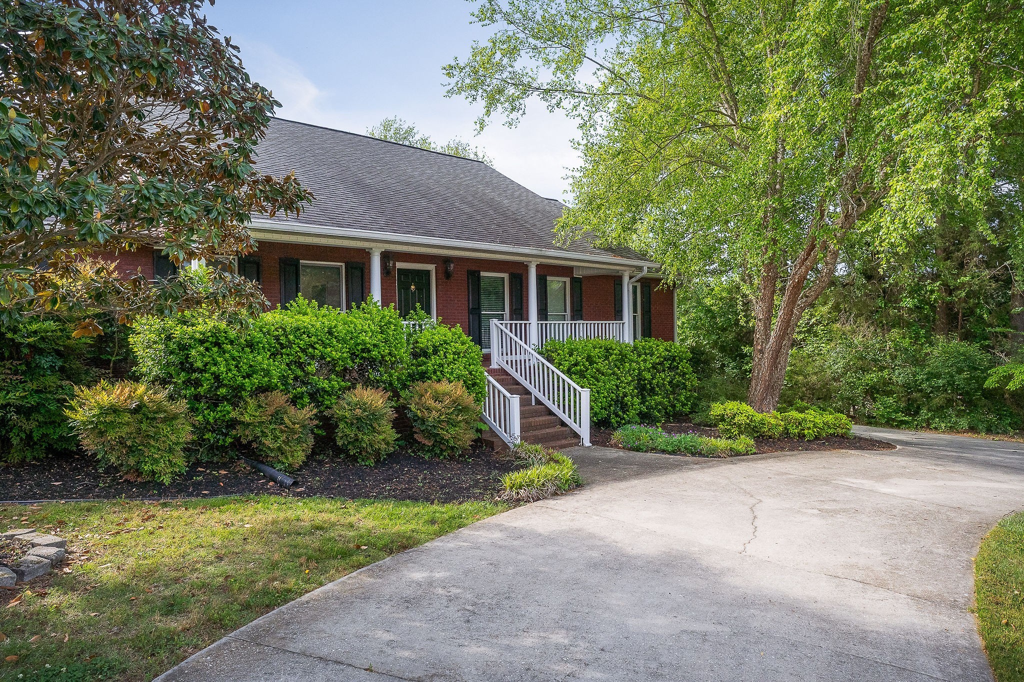 1325 Bridle Path Cookeville, TN 38501 - Photo 3 of 43