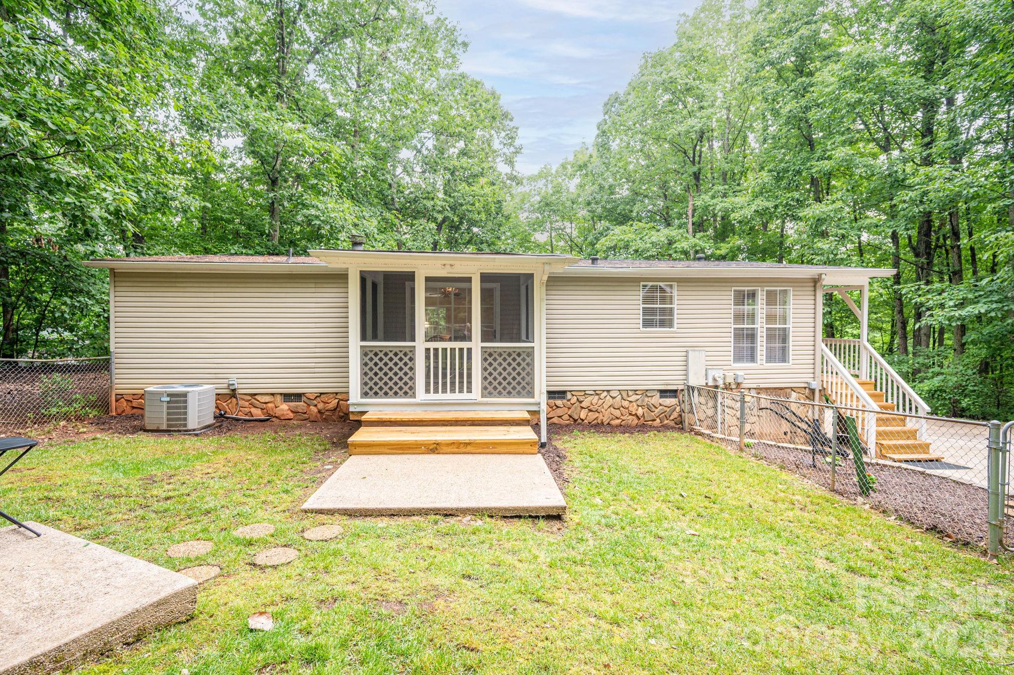 5043 Pebble Stone Road Maiden, NC 28650 - Photo 36 of 43