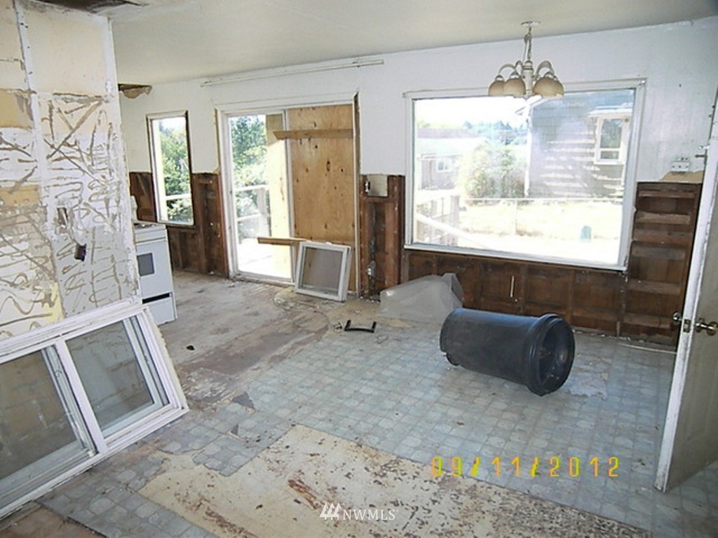 145 Oak Street Bremerton, WA 98310 - Photo 13 of 13 Gallery Image 13