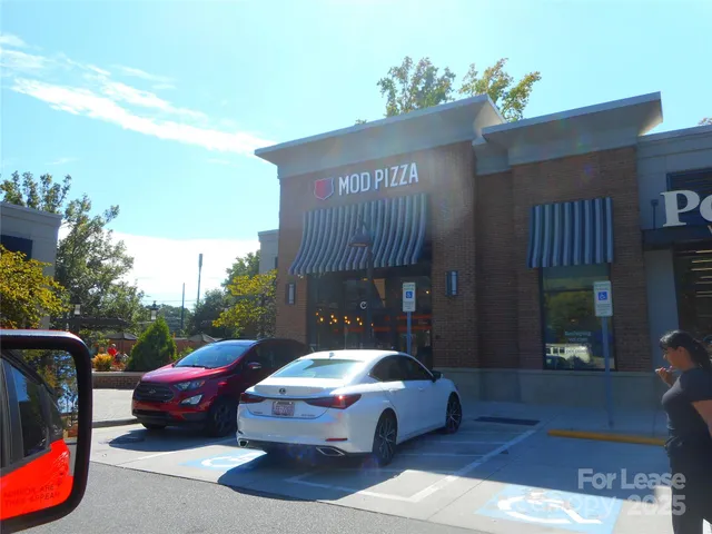 $1,200 | 5016 Sardis Road, Unit C, Charlotte, NC 28270