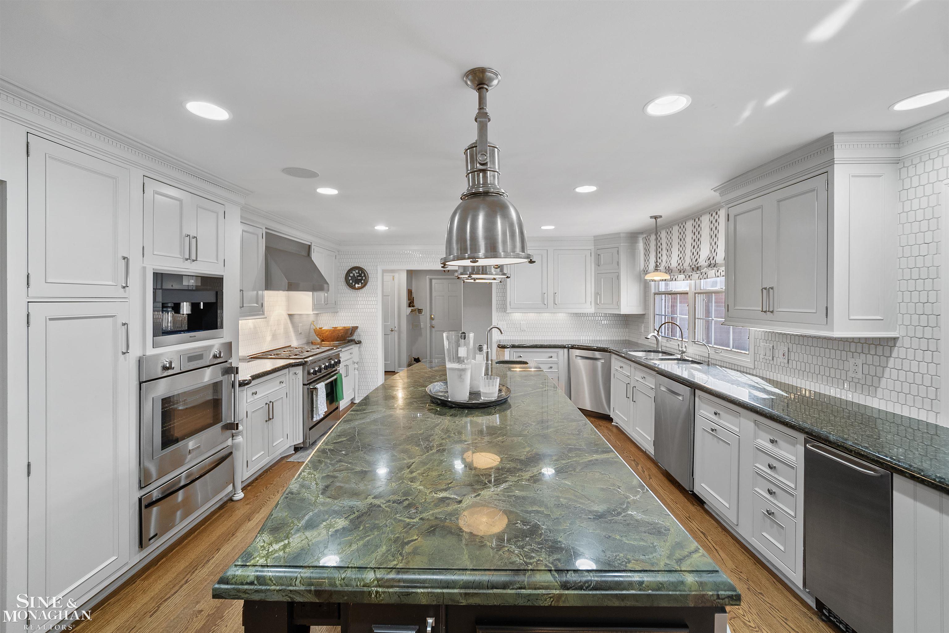 835 Lake Shore Road Grosse Pointe, MI 48236 - Photo 2 of 73 Kitchen