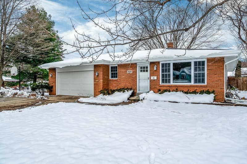 2011 Halsted Road Rockford, IL 61103 - Photo 1 of 24 Gallery Image 1