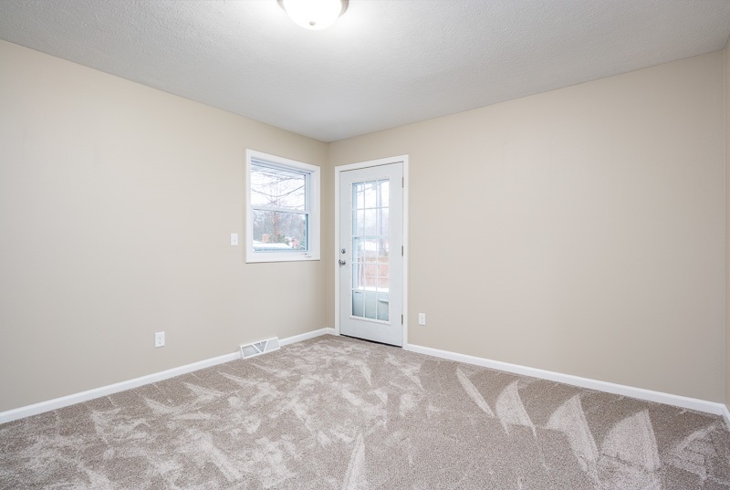 2011 Halsted Road Rockford, IL 61103 - Photo 17 of 24 Gallery Image 17