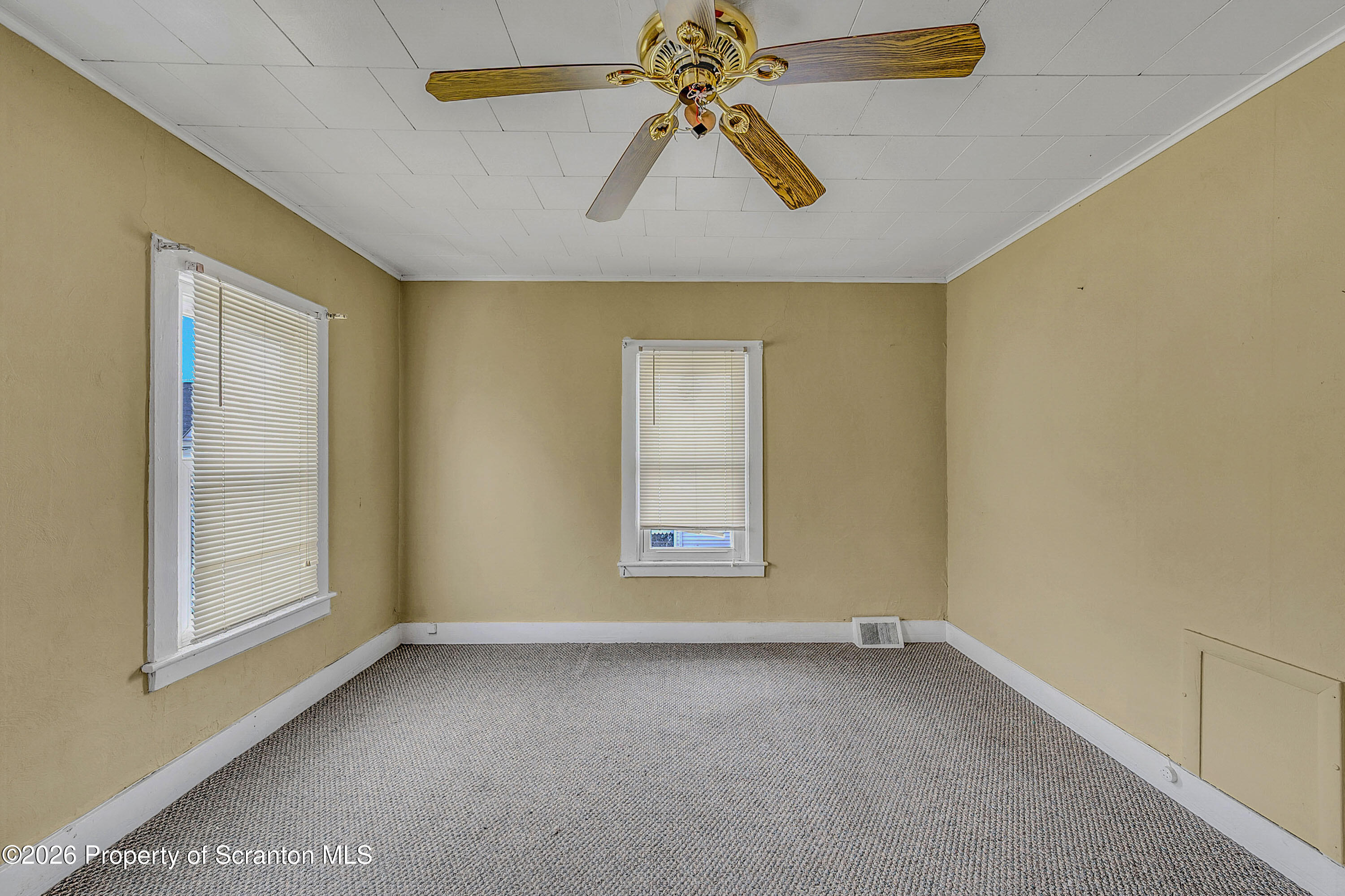 612 Court Street Scranton, PA 18508 - Photo 6 of 38 Court Street_-15