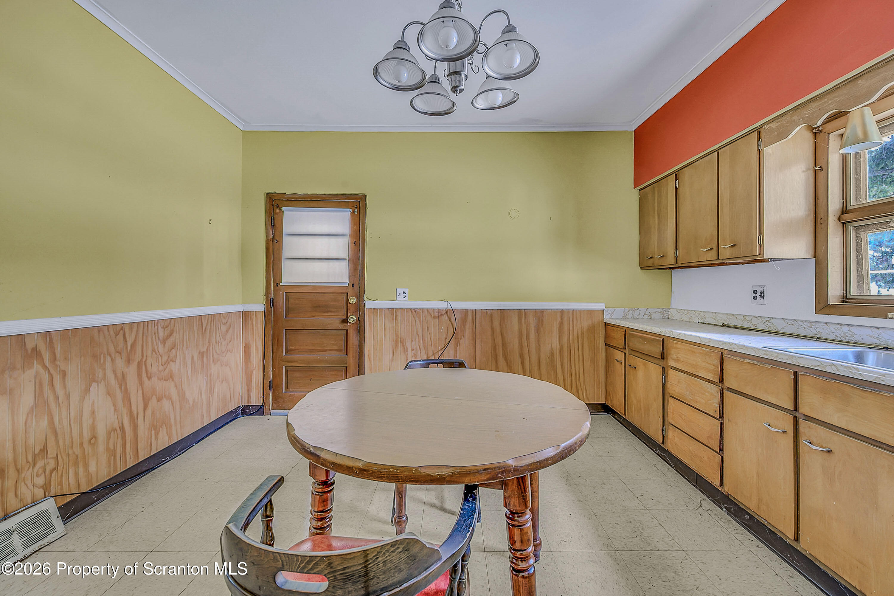 612 Court Street Scranton, PA 18508 - Photo 10 of 38 Court Street_-12