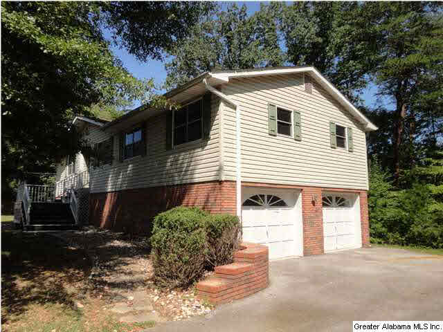 228 Dooley Road Gardendale, AL 35071 - Photo 5 of 15