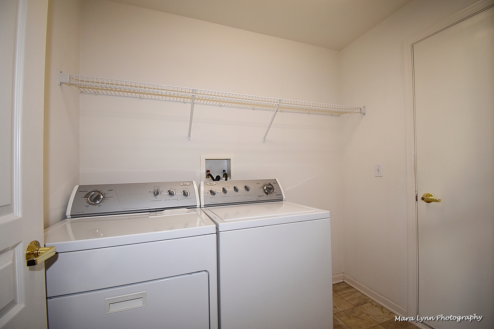 13924 Chanwahon Road Huntley, IL 60142 - Photo 17 of 19 Gallery Image 17
