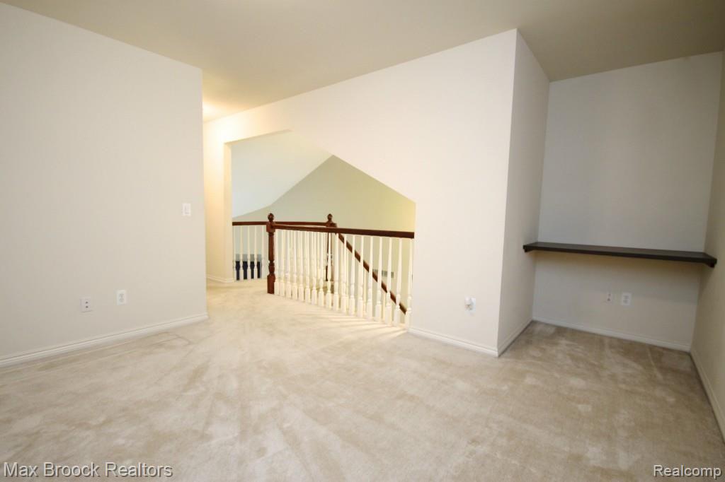 2740 Castlemartin Court Rochester, MI 48306 - Photo 19 of 25 Second Level Loft Area