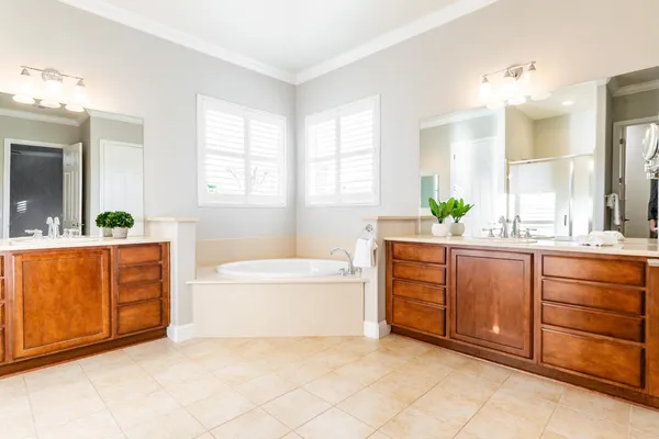 $749,000 | 2141 Knollwood Court, Manteca, CA 95336