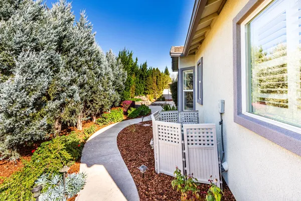 $749,000 | 2141 Knollwood Court, Manteca, CA 95336